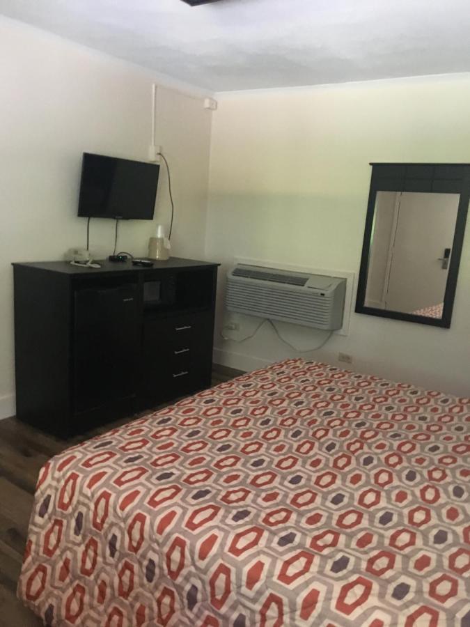 Woodlawn Hills Motel Henderson Buitenkant foto