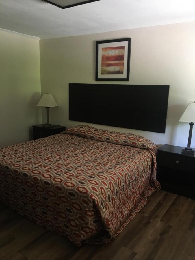 Woodlawn Hills Motel Henderson Buitenkant foto